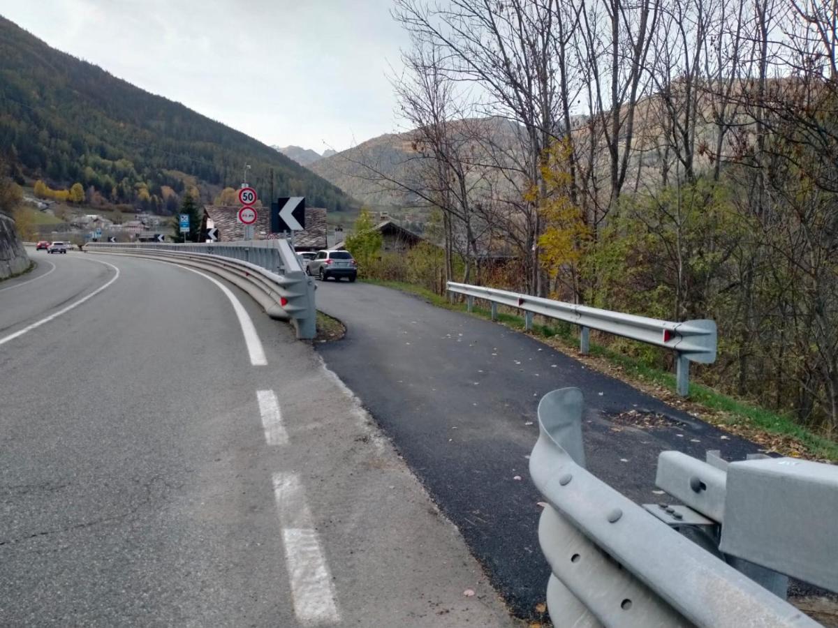 Casa Dei Sogni Apartment Aosta Bagian luar foto