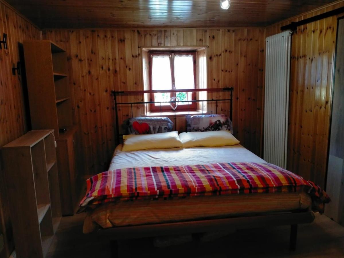Casa Dei Sogni Apartment Aosta Bagian luar foto