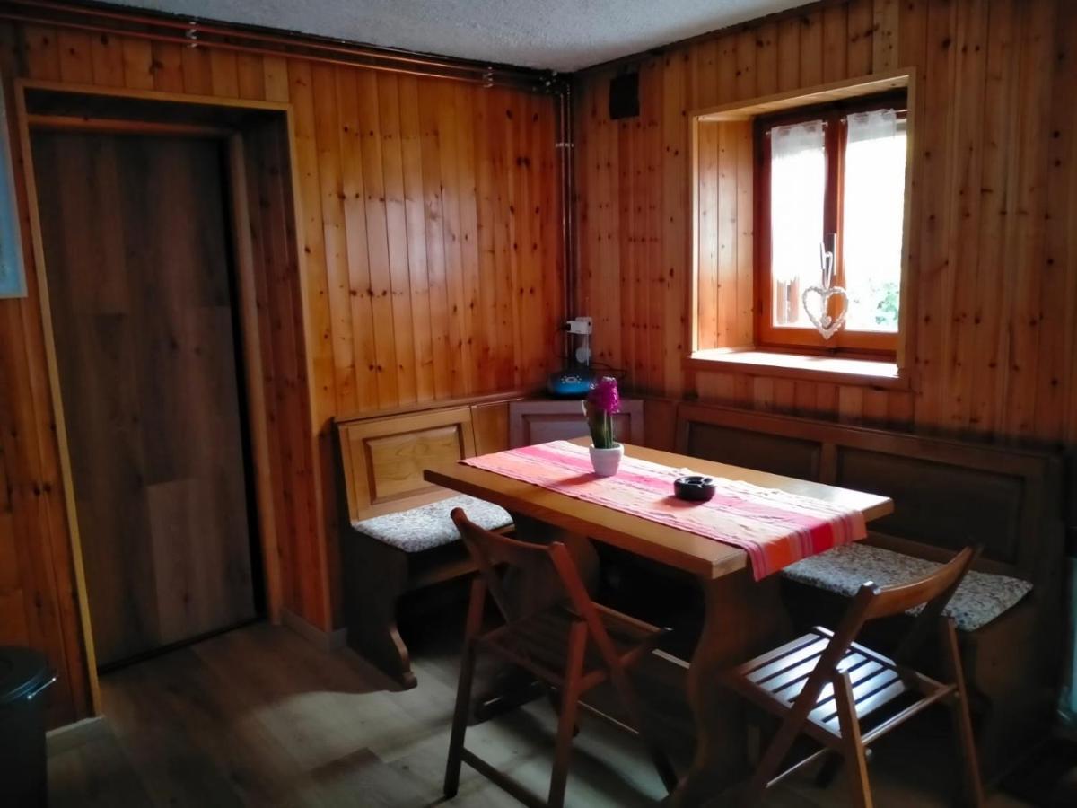 Casa Dei Sogni Apartment Aosta Bagian luar foto